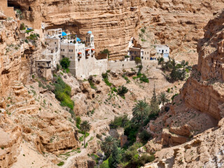 Экскурсия: Иерихон, Вади-Кельт, монастыри Иудейской пустыни, Каср аль-Яхуд