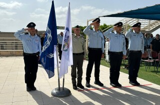 Церемония смены командования в полицейском участке Нетании